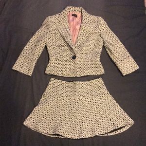 Bebe cute blazer with matching skirt